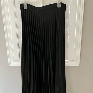 Zara black satin effect pleated maxi skirt